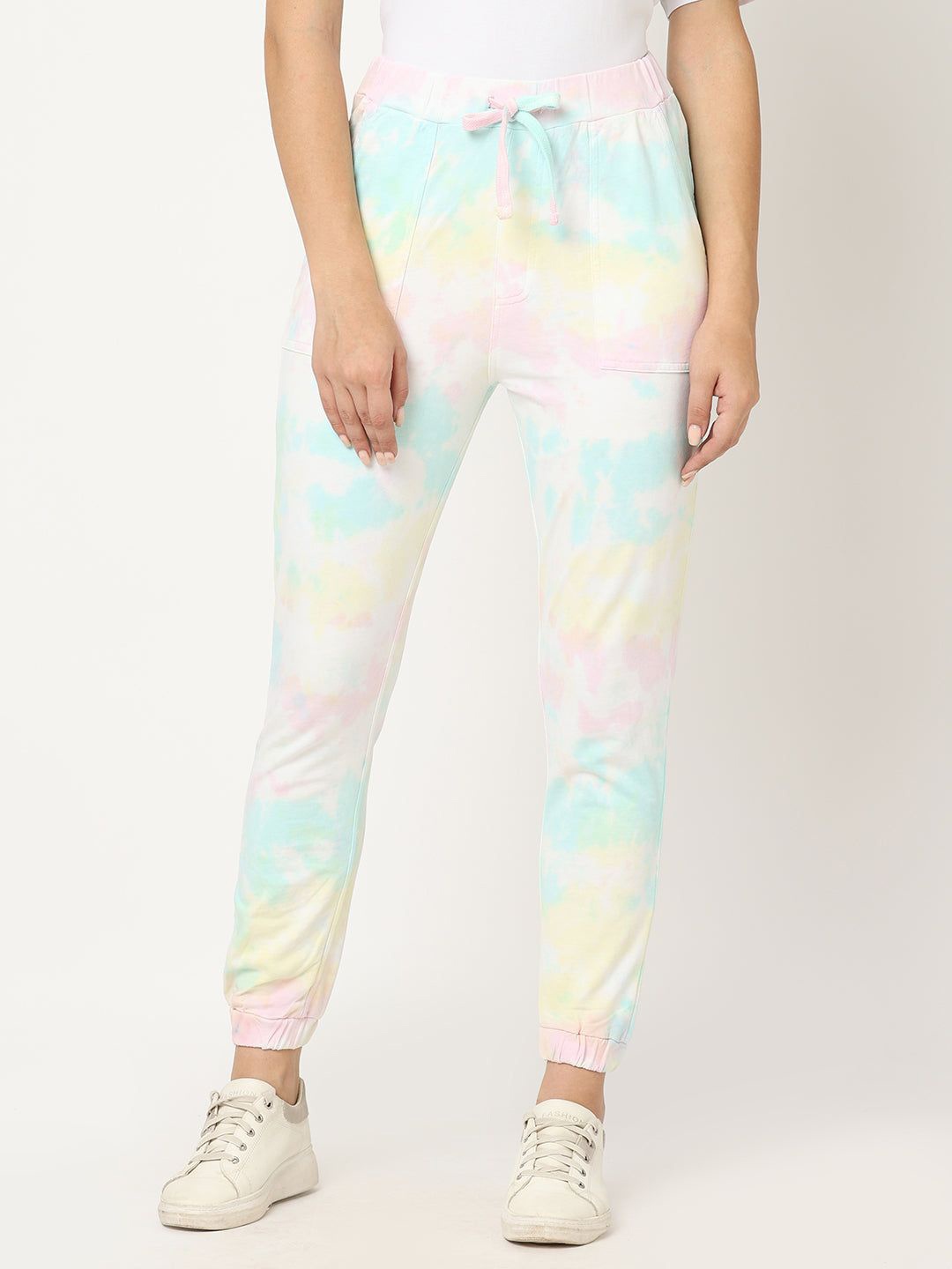 

Kraus Jeans Women Floral Printed Loose Fit High-Rise Trousers, Multi