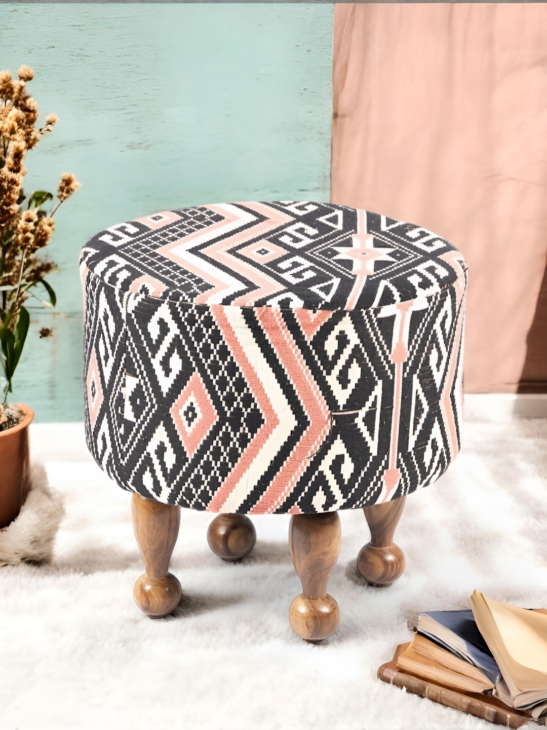 

Ikiriya White & Black Woven Design Round Ottoman