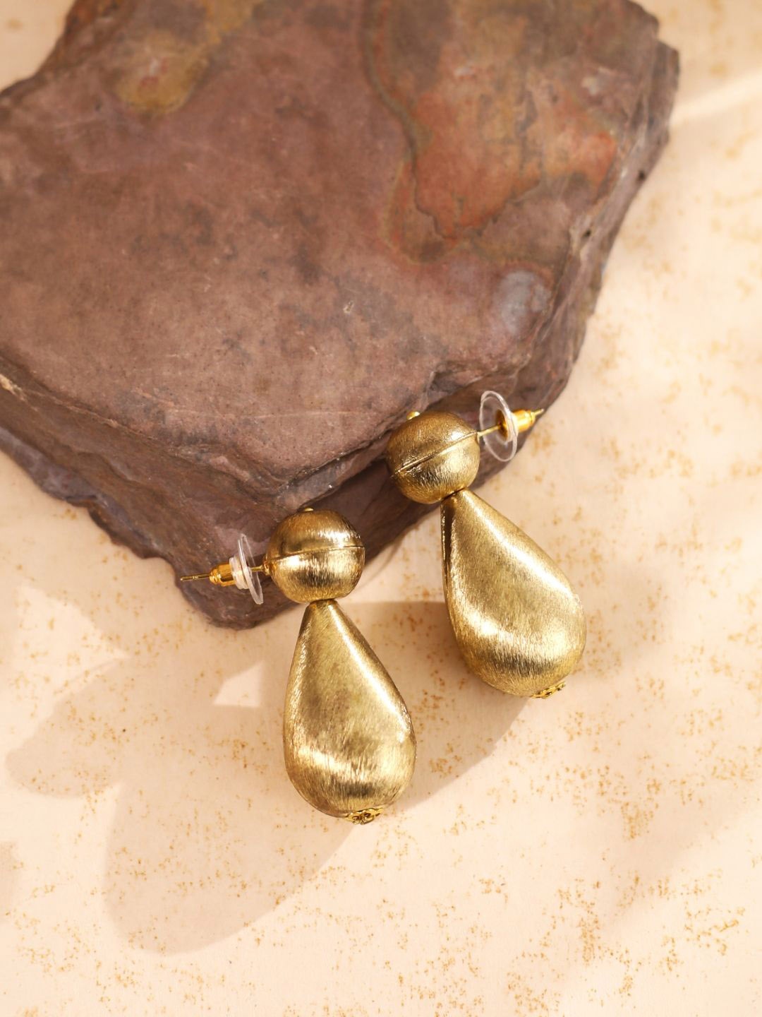 

KPOP Contemporary Drop Earrings, Gold