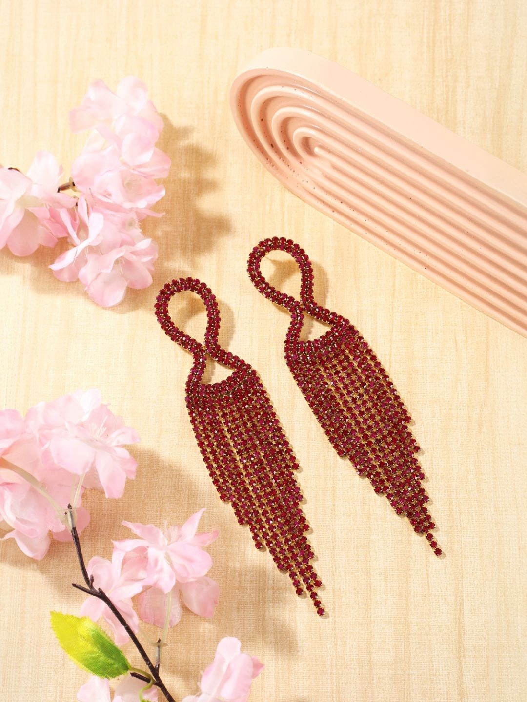 

KPOP Contemporary Drop Earrings, Gold