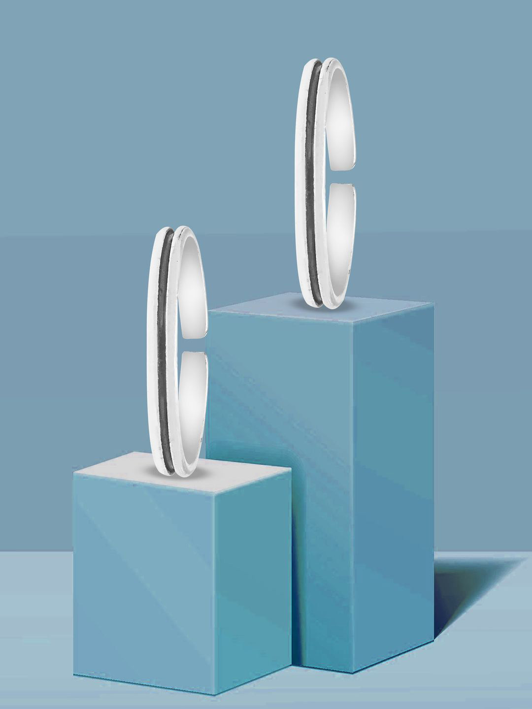 

Paavni Oxidised Toe Rings, Silver