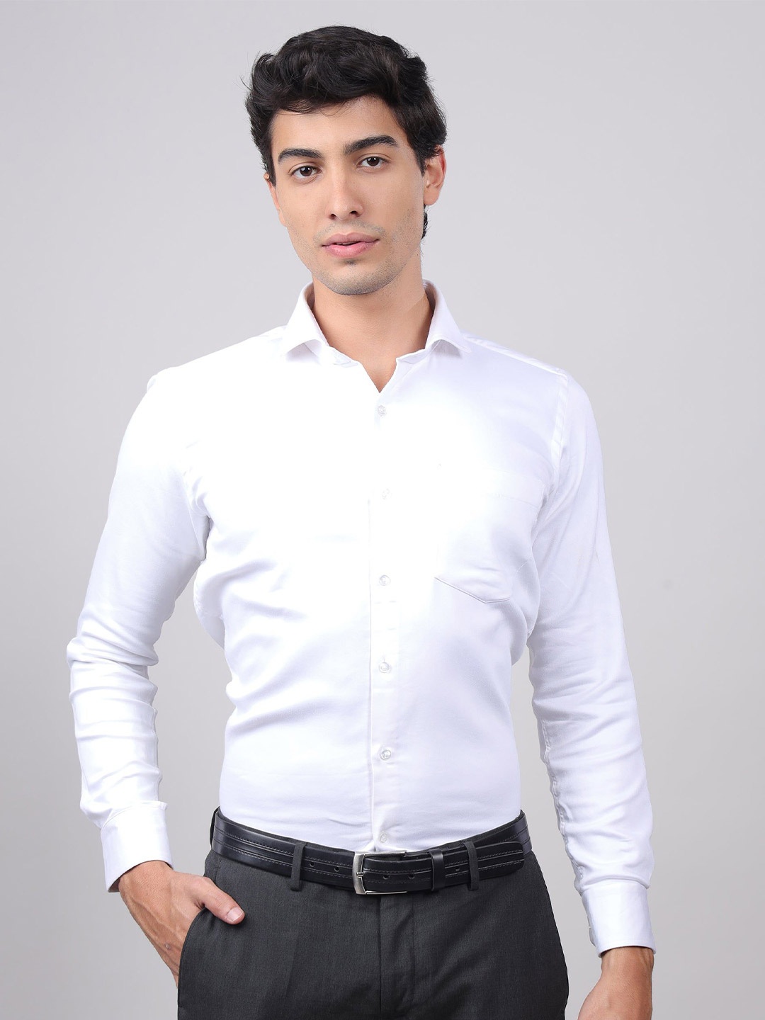

John Philips Men India Slim Spread Collar Solid Casual Shirt, White