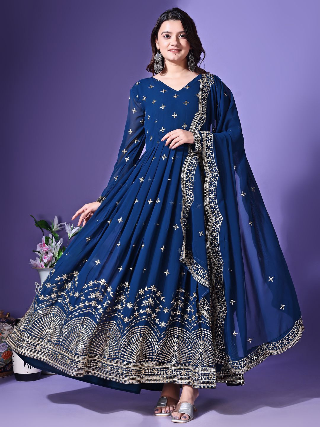 

YOYO Fashion Women Floral Embroidered Georgette Anarkali Kurta, Turquoise blue