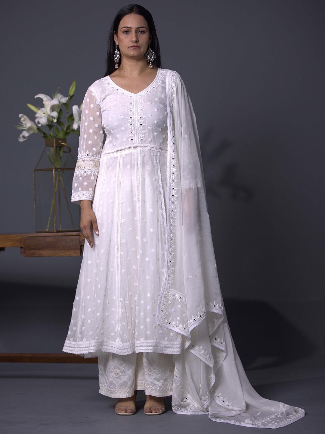 

SHWETA DABAS Women Regular Mukaish Kurta with Trousers & With Dupatta, White