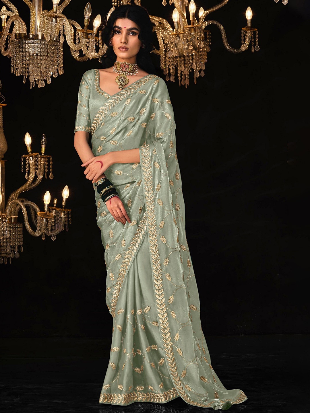 

MAHALASA Ethnic Motifs Embroidered Tissue Saree, Green