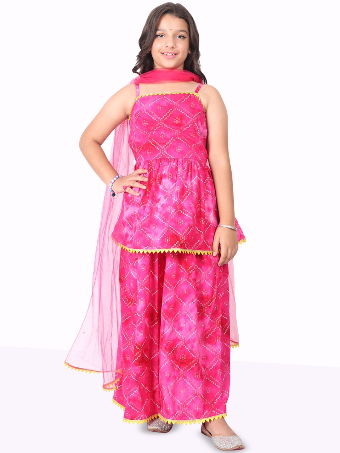 

SILK SPARROW Girls Bandhani Printed Regular Gotta Patti Kurta with Palazzos & With Dupatta, Pink