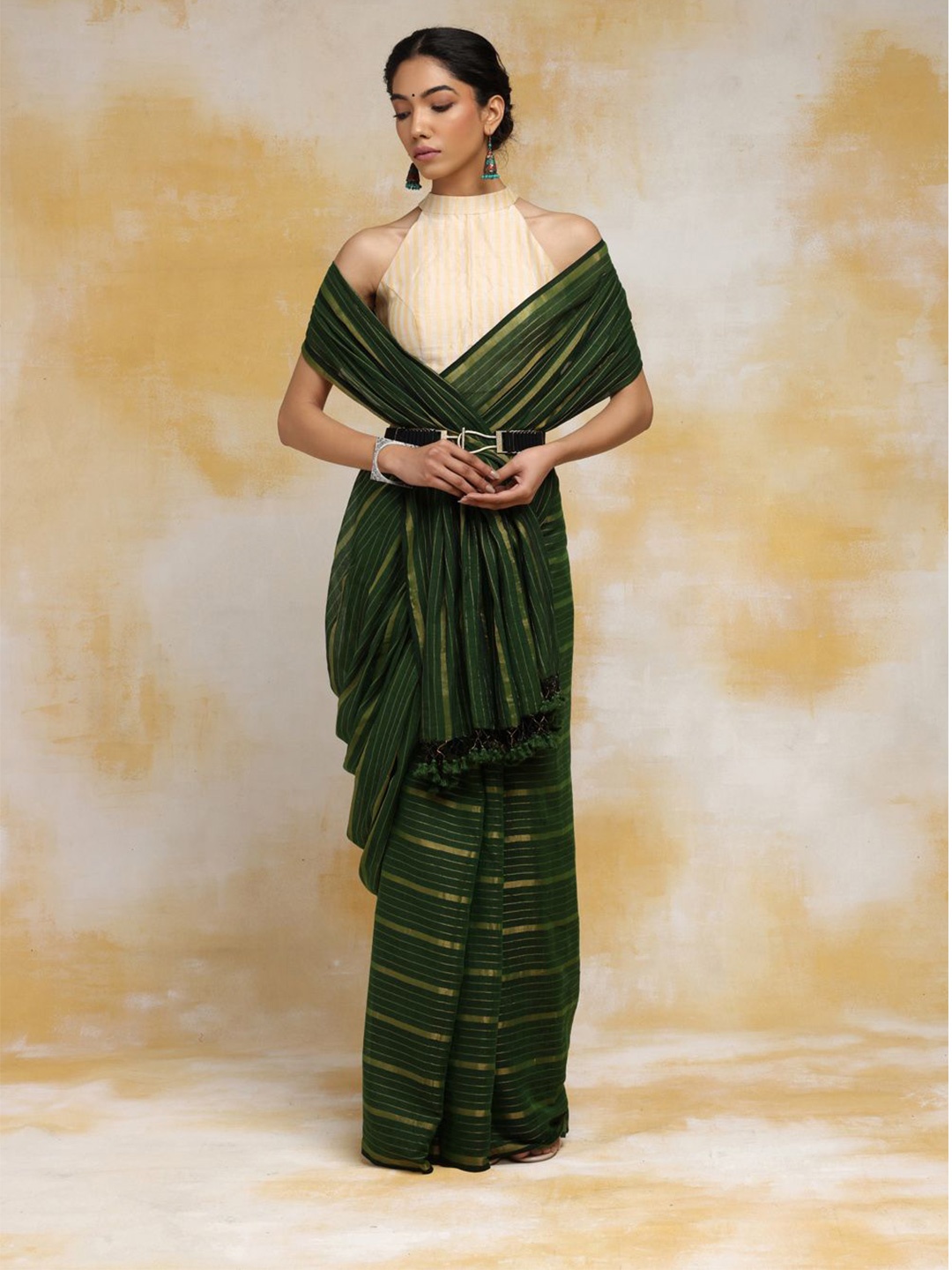 

Sutra Art of Clothing Striped Zari Pure Cotton Jamdani Saree, Green