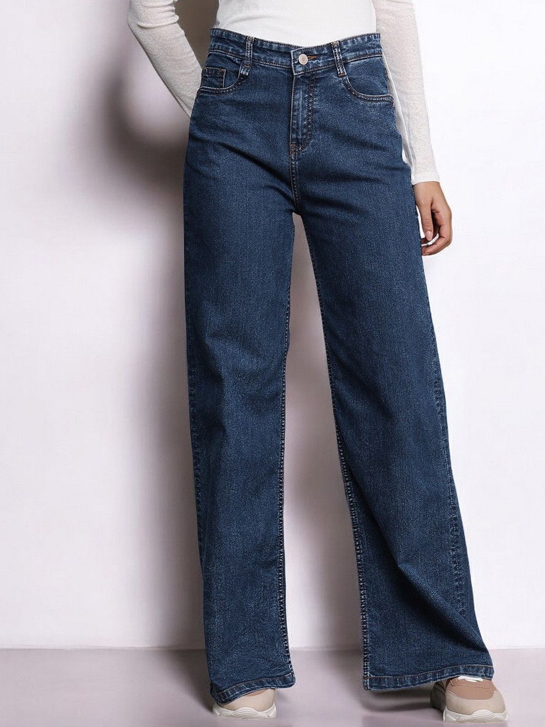 

GUTI Women Flared High-Rise Low Distress Stretchable Jeans, Blue