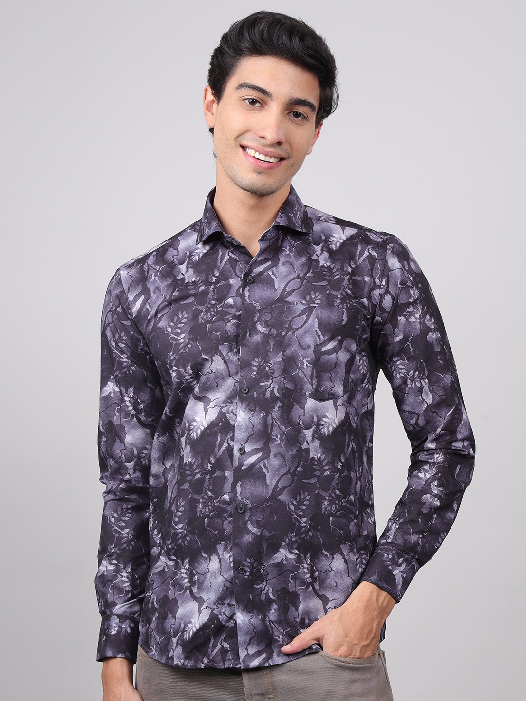 

John Philips Men India Slim Spread Collar Floral Printed Casual Shirt, Blue