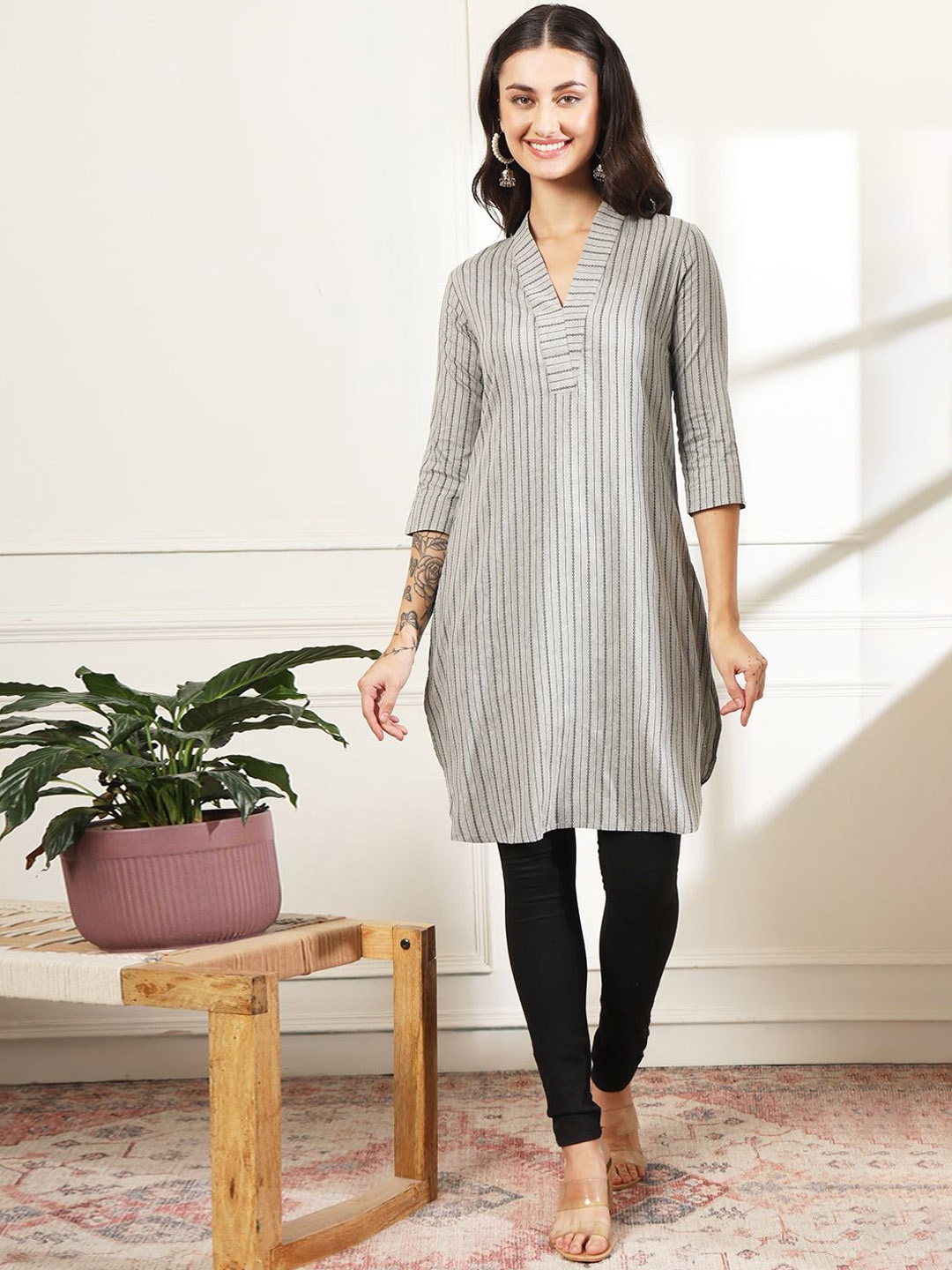 

Anouk Rustic Women Striped Kurta, Grey