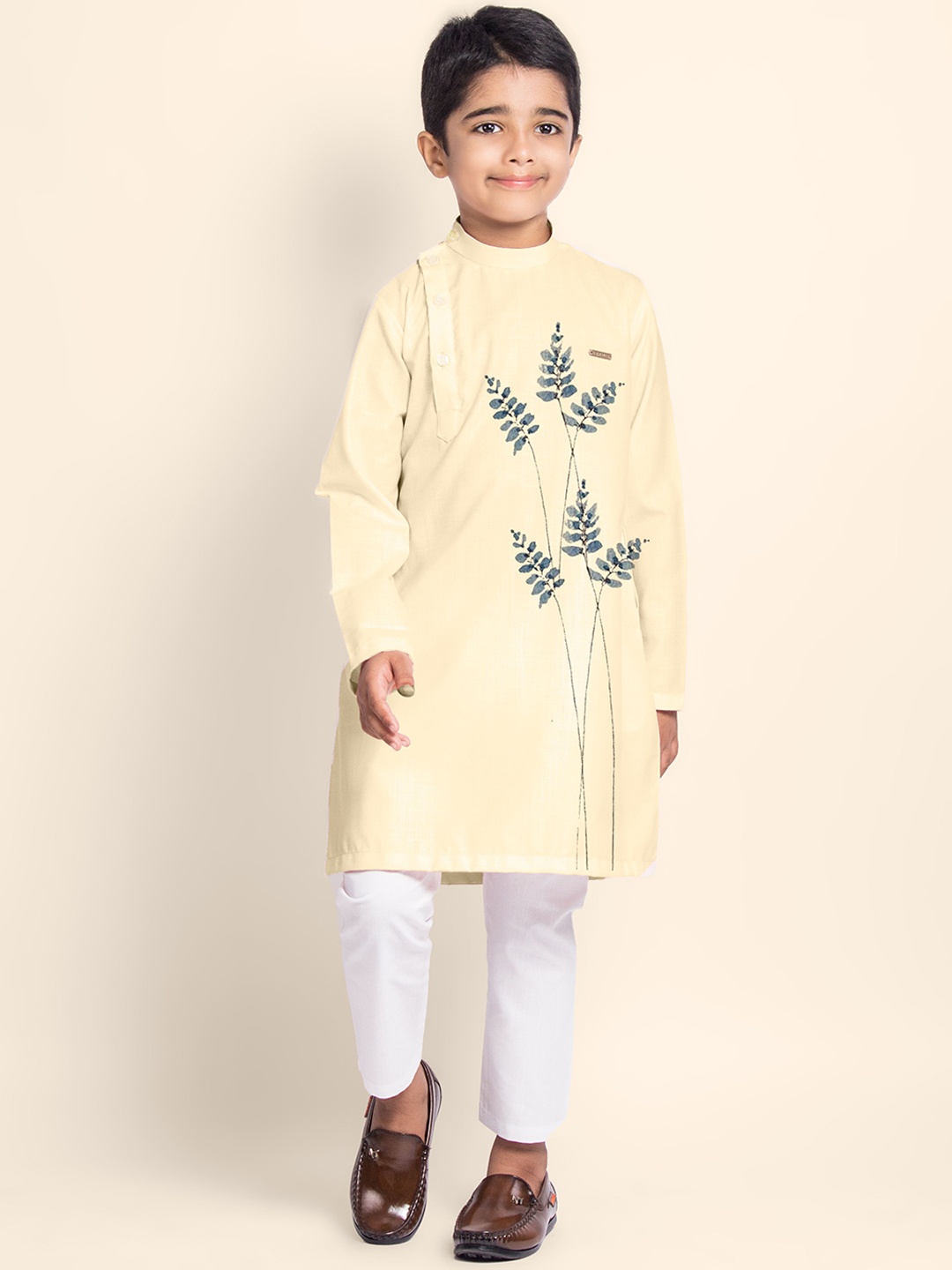 

DEVOILER Boys Ethnic Motifs Printed Thread Work Kurta, Pink