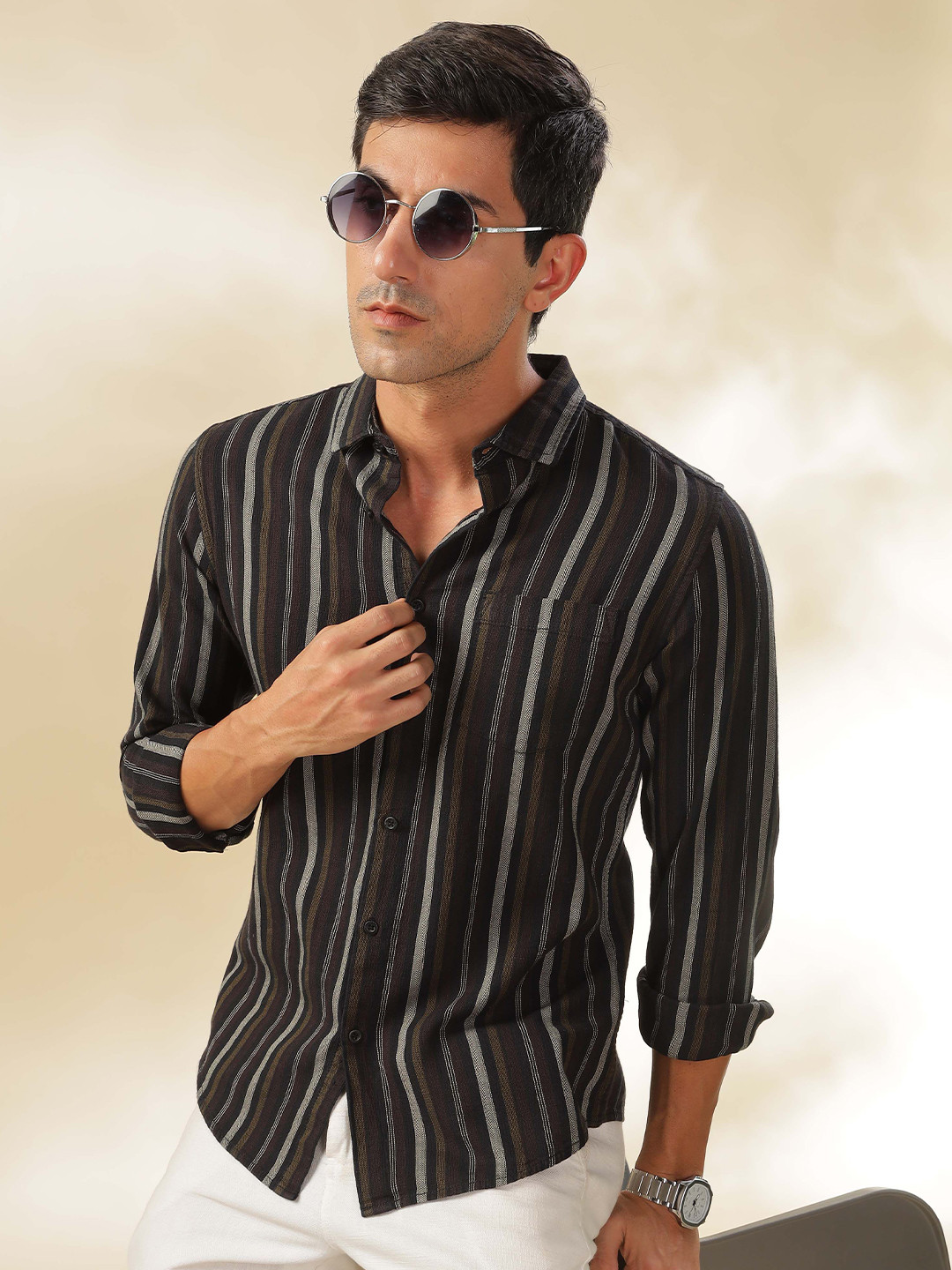 

HERE&NOW Men Slim Fit Opaque Striped Casual Shirt, Multi