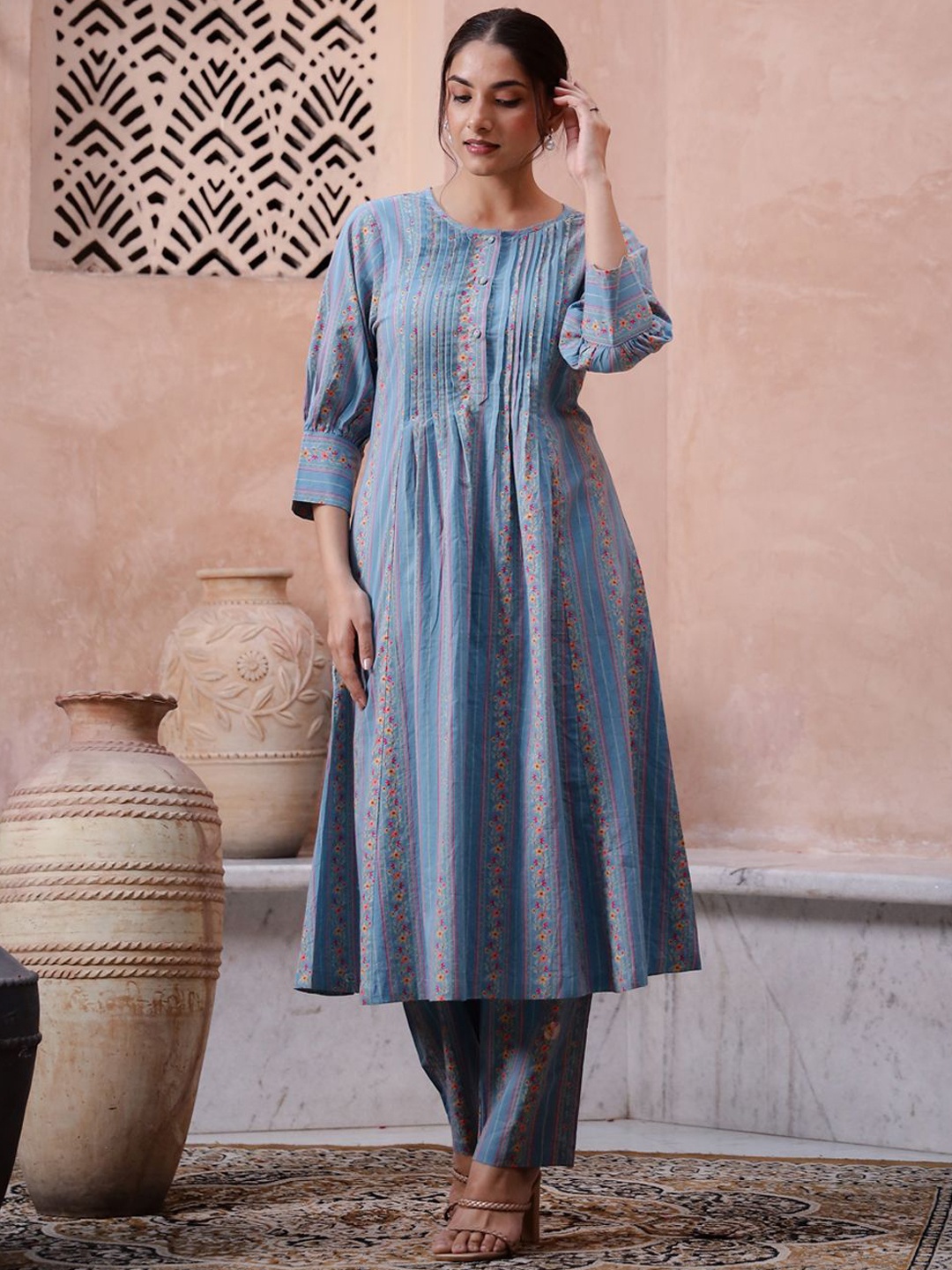 

Sangria Printed Anarkali Kurta Sets, Teal