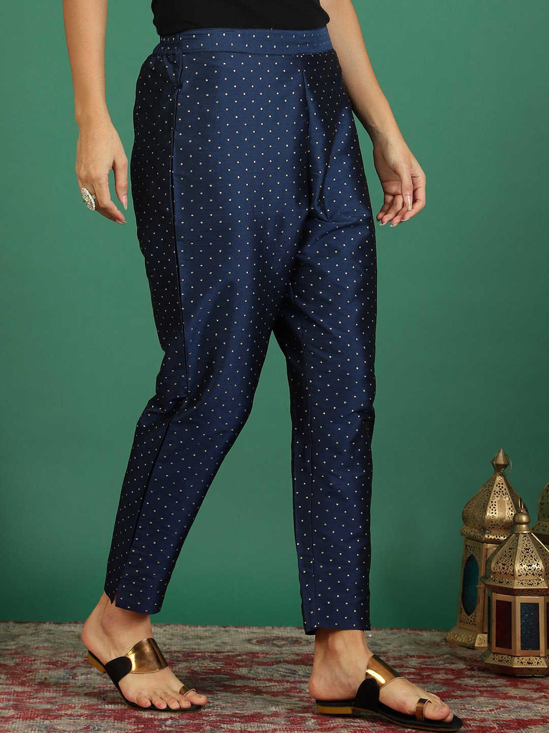 

Sangria Self-Design Regular Trousers, Navy blue