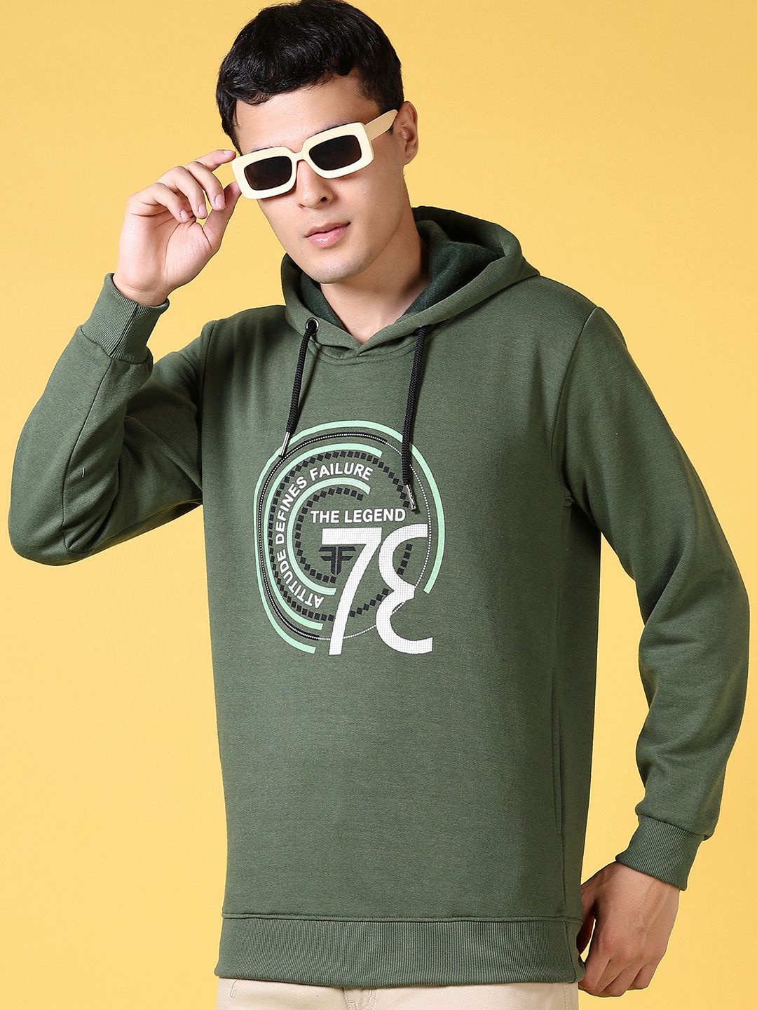 

V-Mart Men Printed Hooded Sweatshirt, Olive