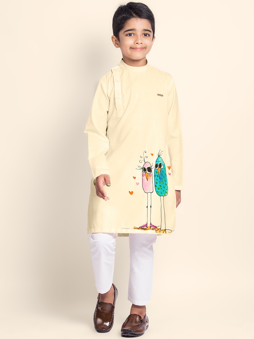 

DEVOILER Boys Ethnic Motifs Printed Gotta Patti Kurta, Beige