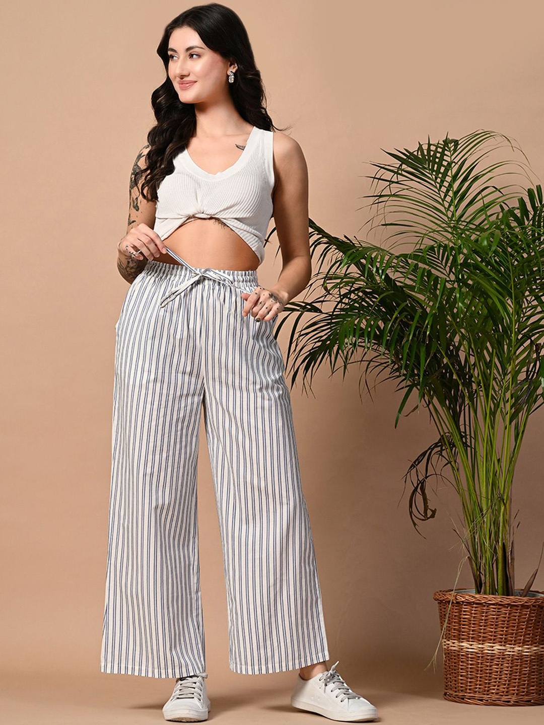 

all about you Women Printed Trousers, Blue