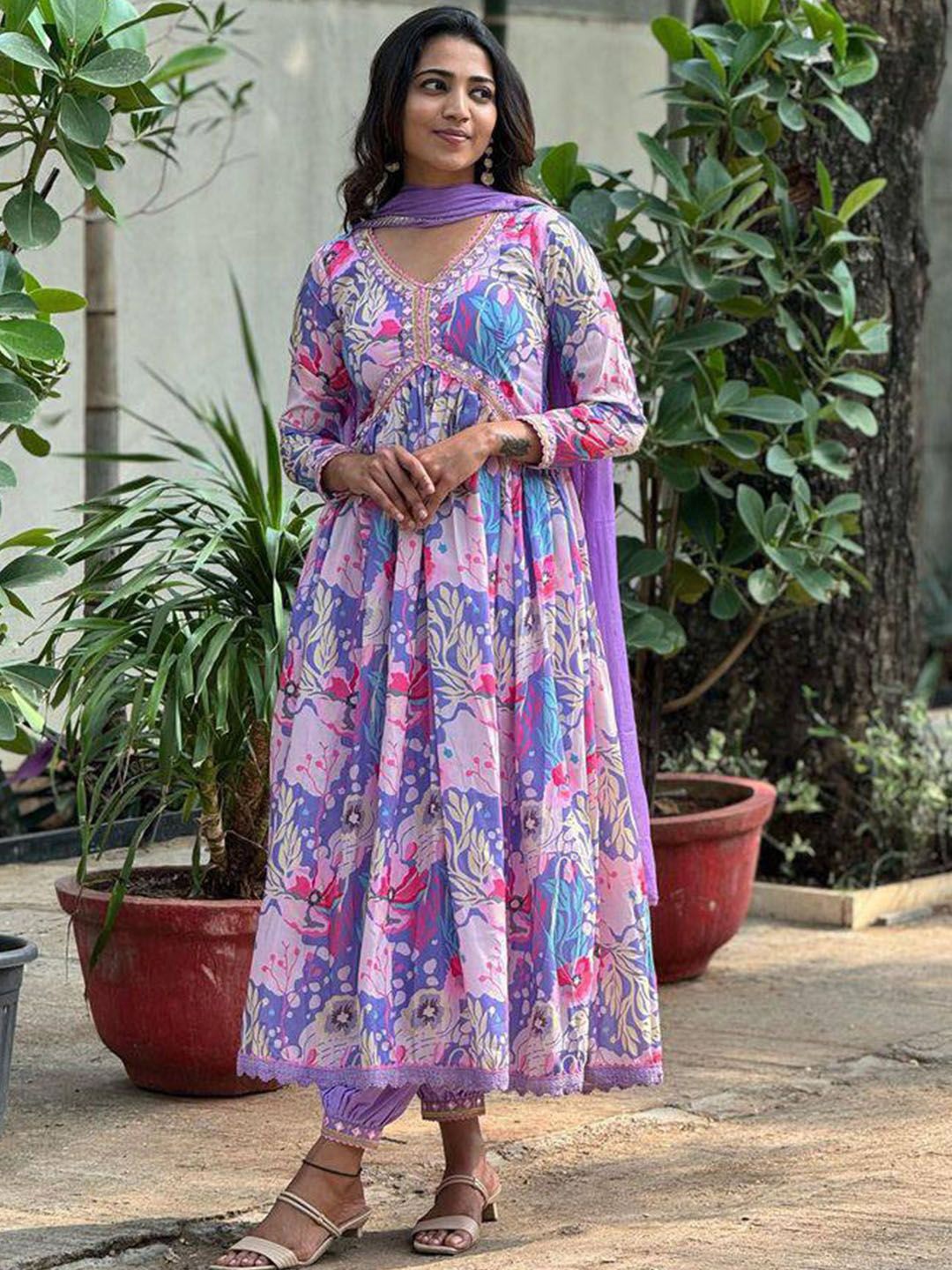 

KALINI Women Floral Printed Regular Thread Work Kurta with Trousers & With Dupatta, Purple