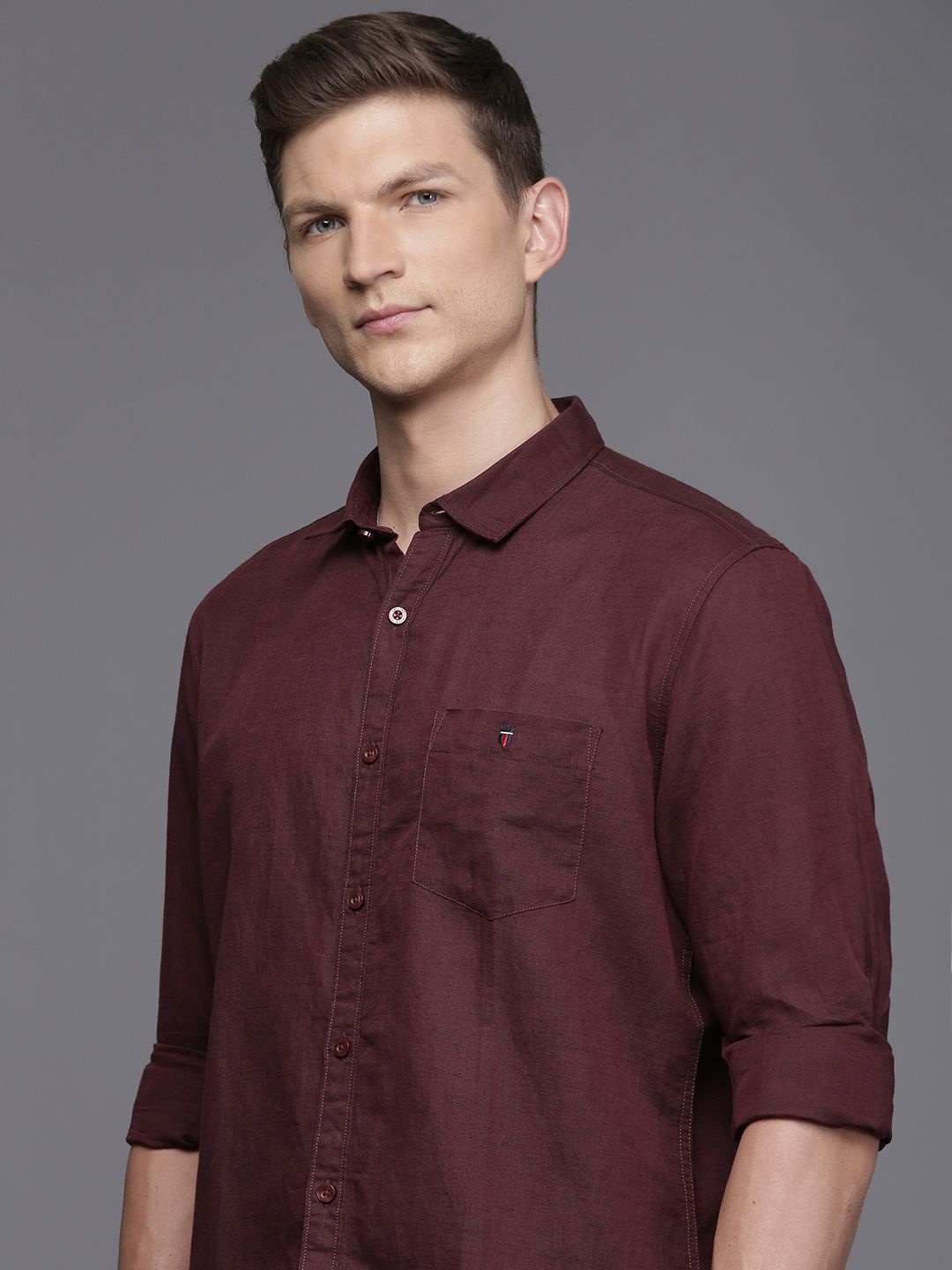 

Louis Philippe Jeans Solid Pure Linen Slim Fit Casual Shirt, Maroon