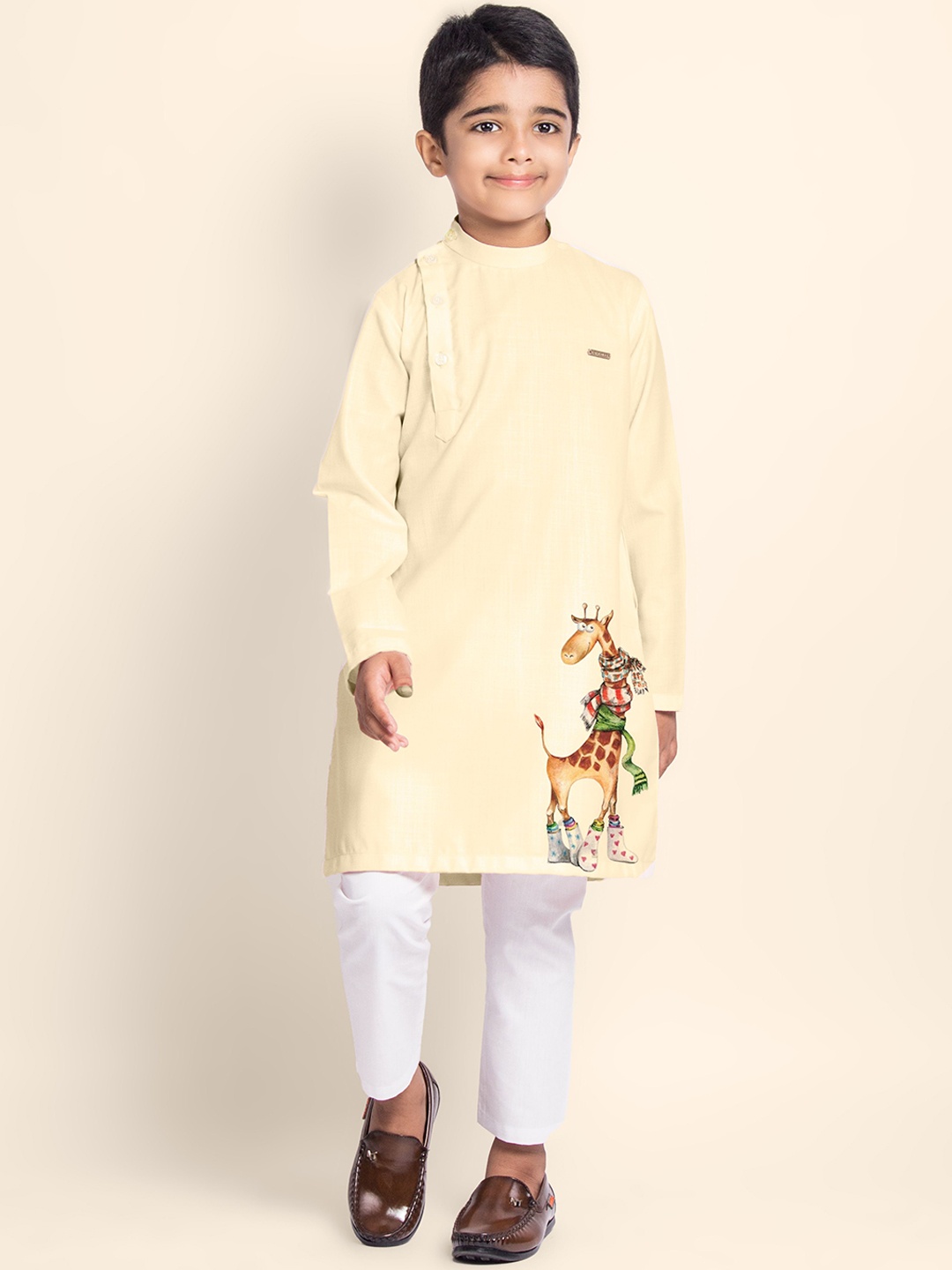 

DEVOILER Boys Ethnic Motifs Printed Patchwork Kurta, Beige