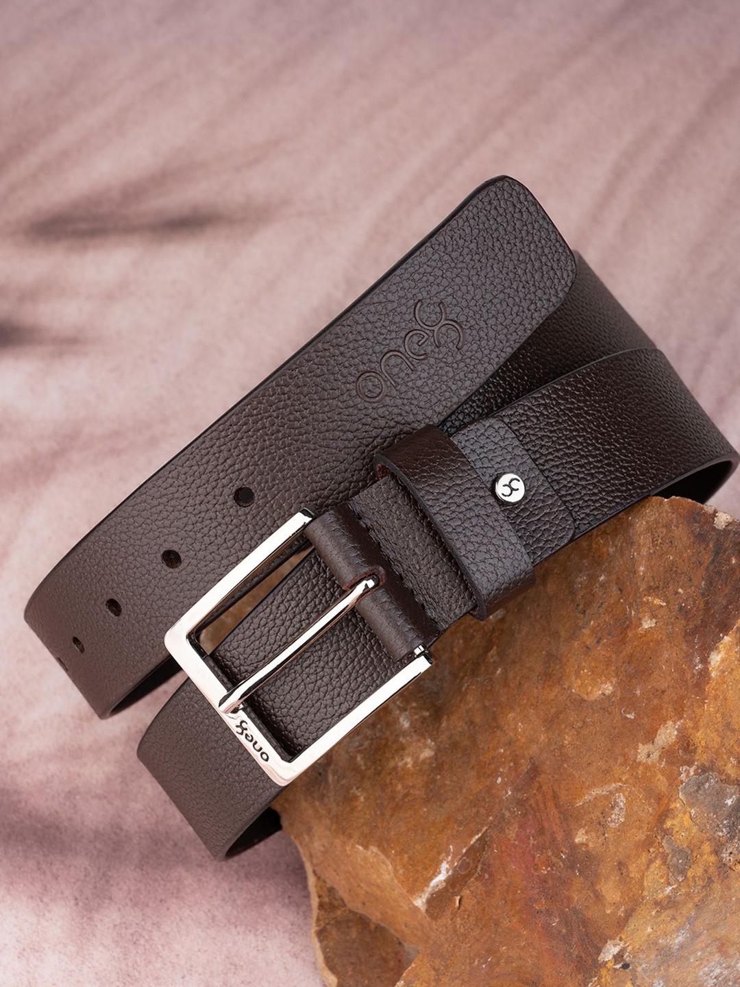 

One8 Men Leather Belt, Brown