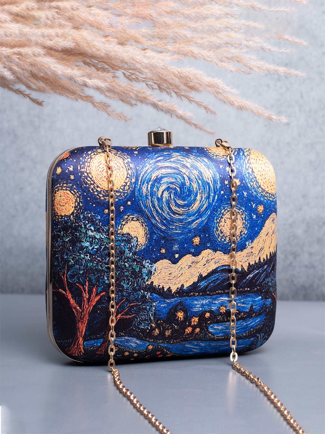 

ARTKLIM Printed Box Clutch, Blue