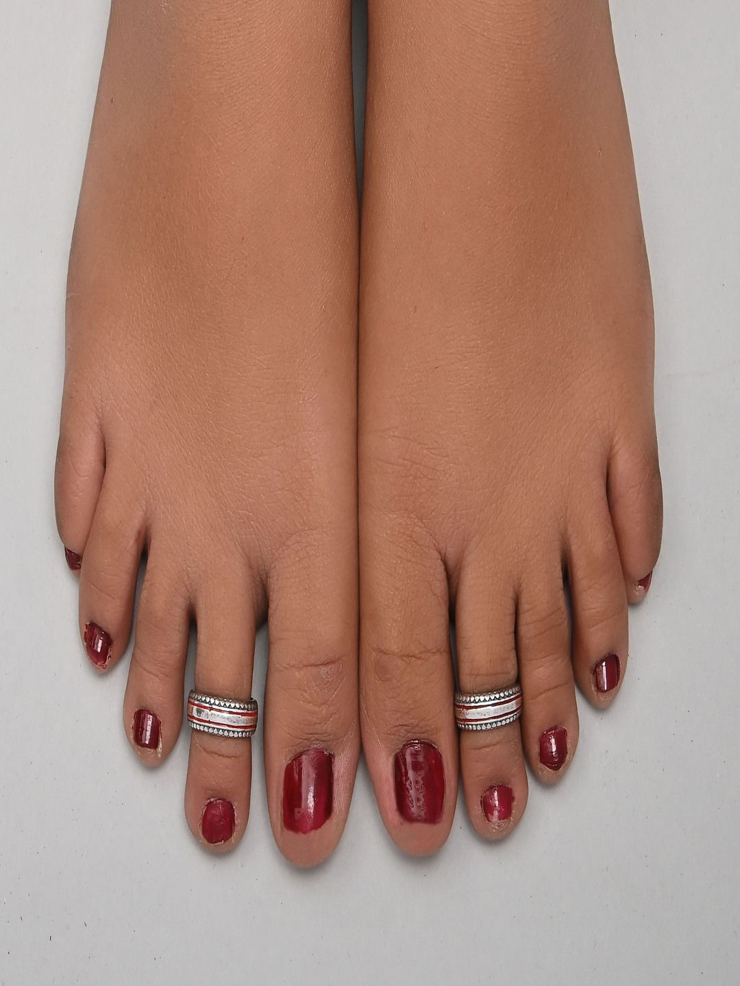 

Paavni Oxidised Toe Rings, Na