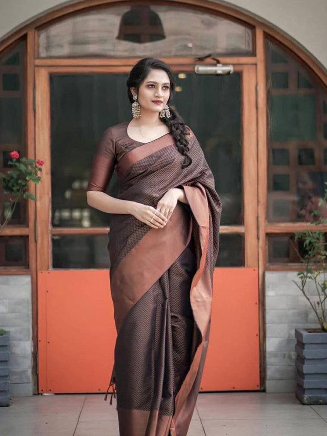 

Jinax Woven Design Zari Pure Silk Banarasi Saree, Brown