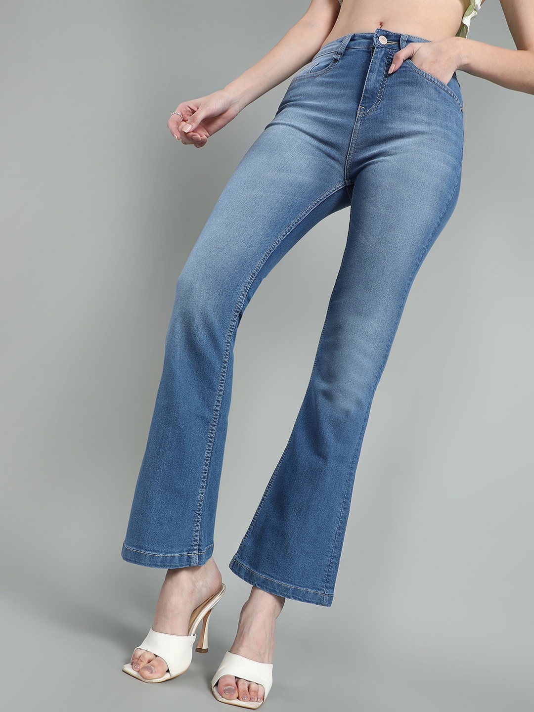 

GUTI Women Bootcut High-Rise Light Fade Stretchable Jeans, Blue