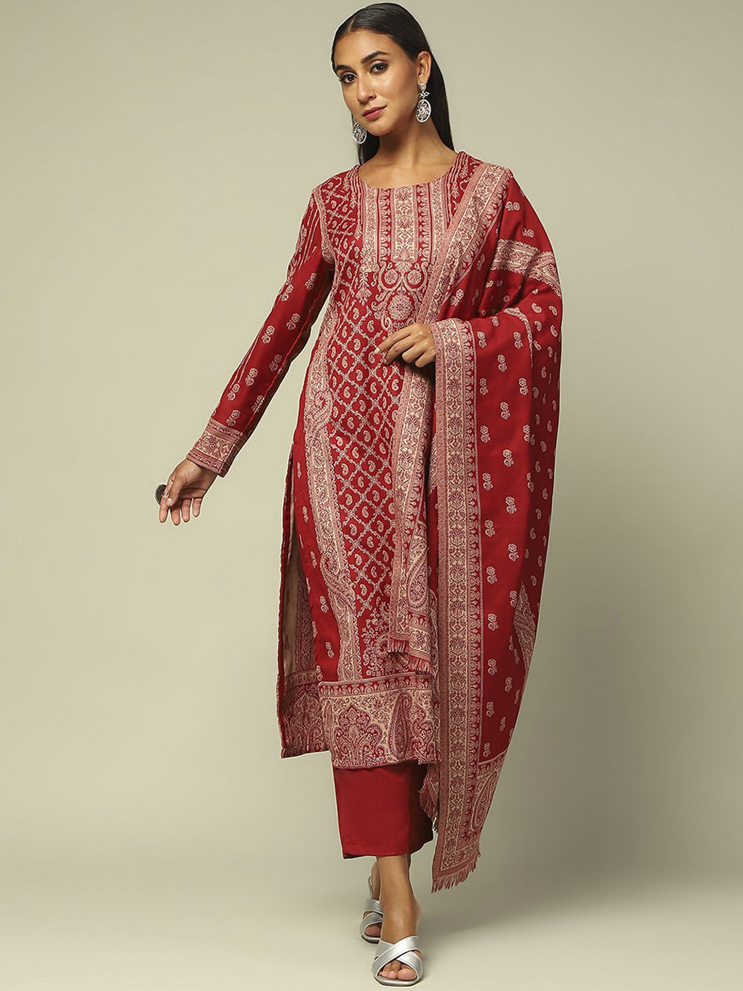 

Rangriti Women Ethnic Motifs Printed Regular Kurta with Palazzos & With Dupatta, Red