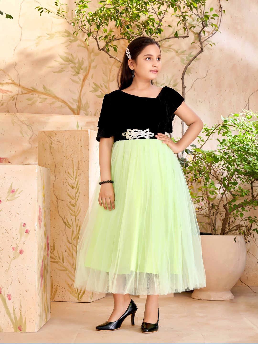 

HERE&NOW Floral Colourblocked Velvet Empire Maxi Dress, Green