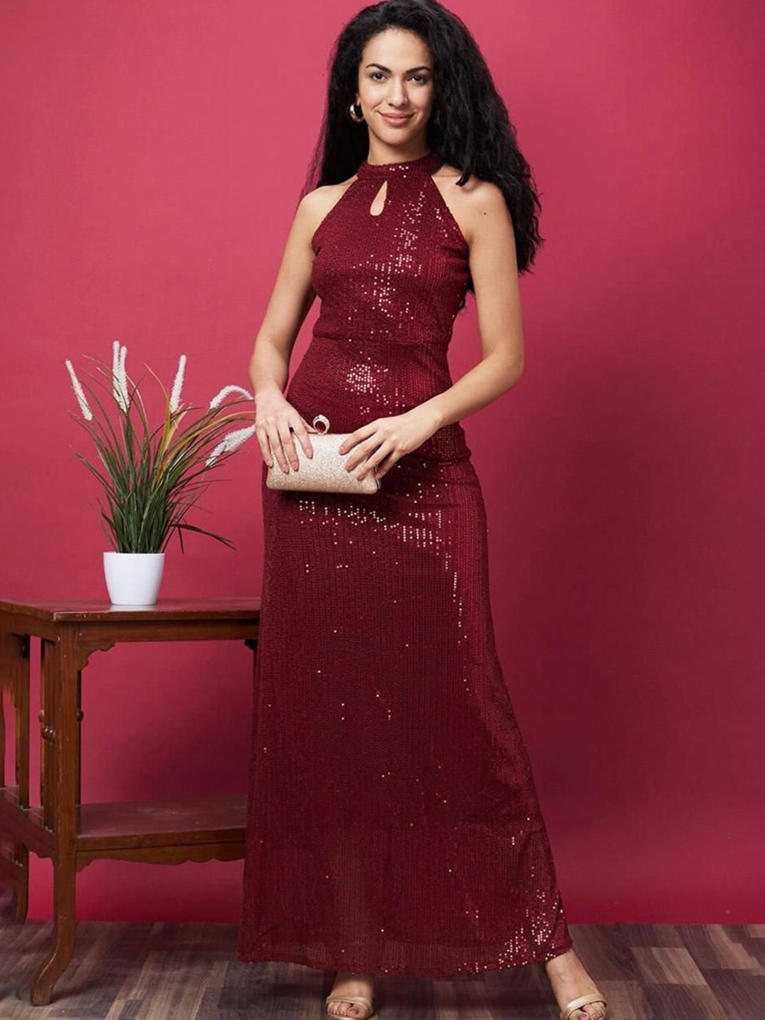 

The Roadster Lifestyle Co Embellished Gown Dress, Maroon