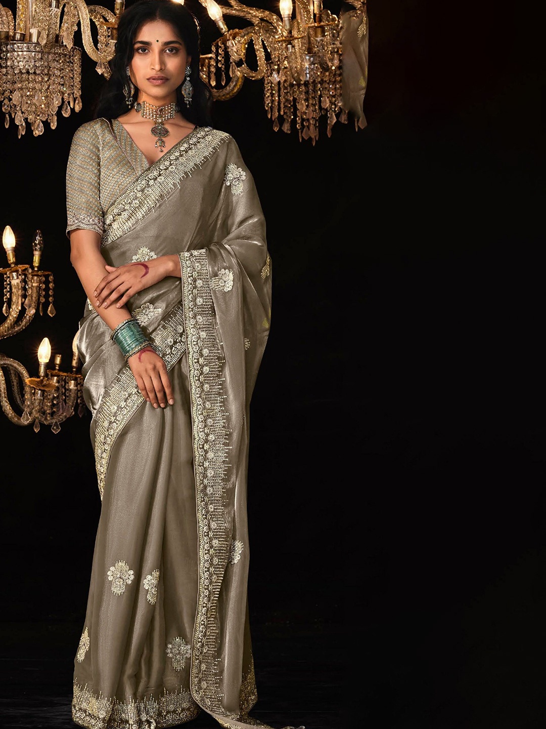 

MAHALASA Ethnic Motifs Embroidered Tissue Saree, Grey