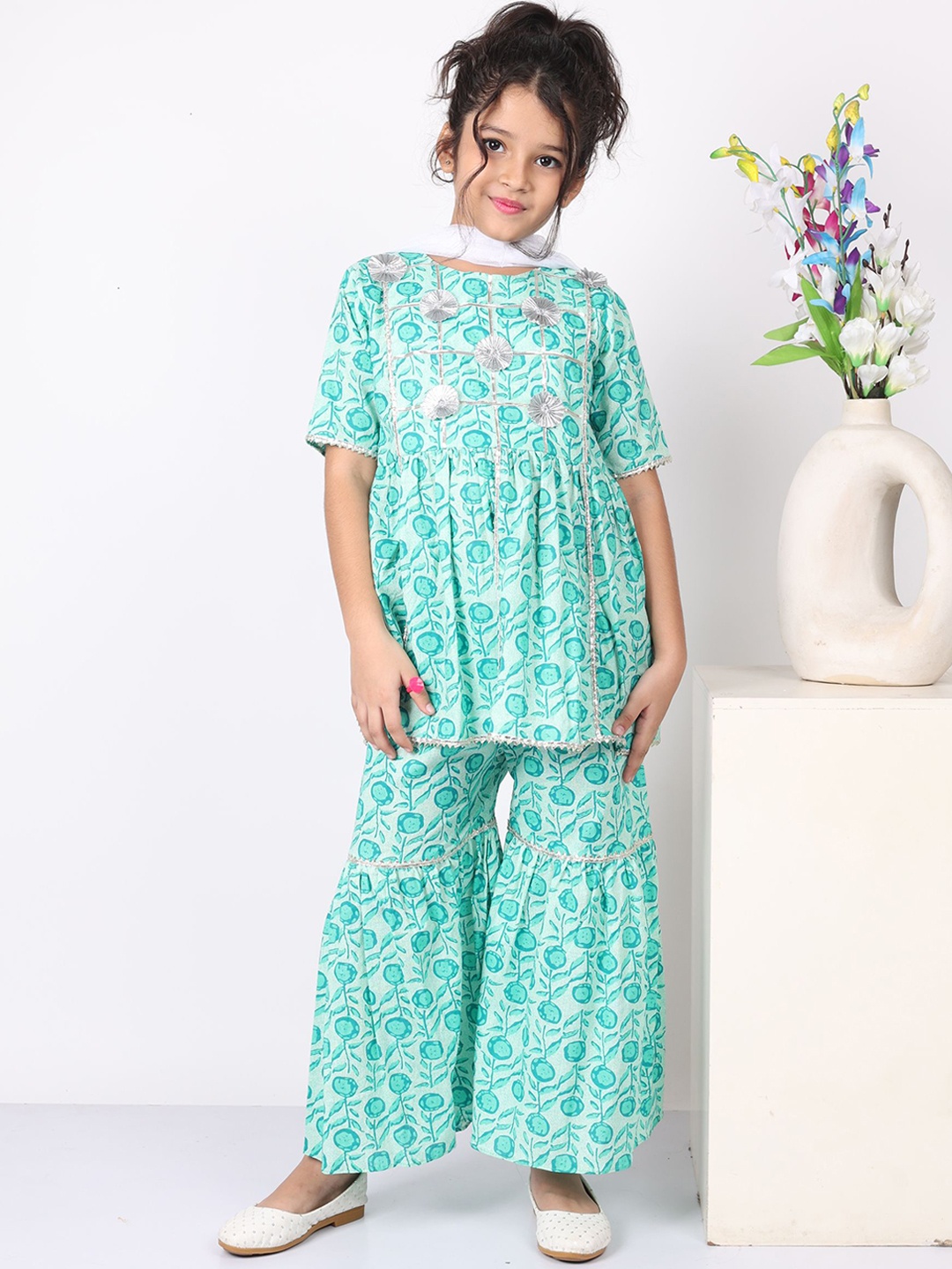 

SILK SPARROW Girls Floral Panelled Gotta Patti Pure Cotton Kurta with Sharara & With Dupatta, Turquoise blue
