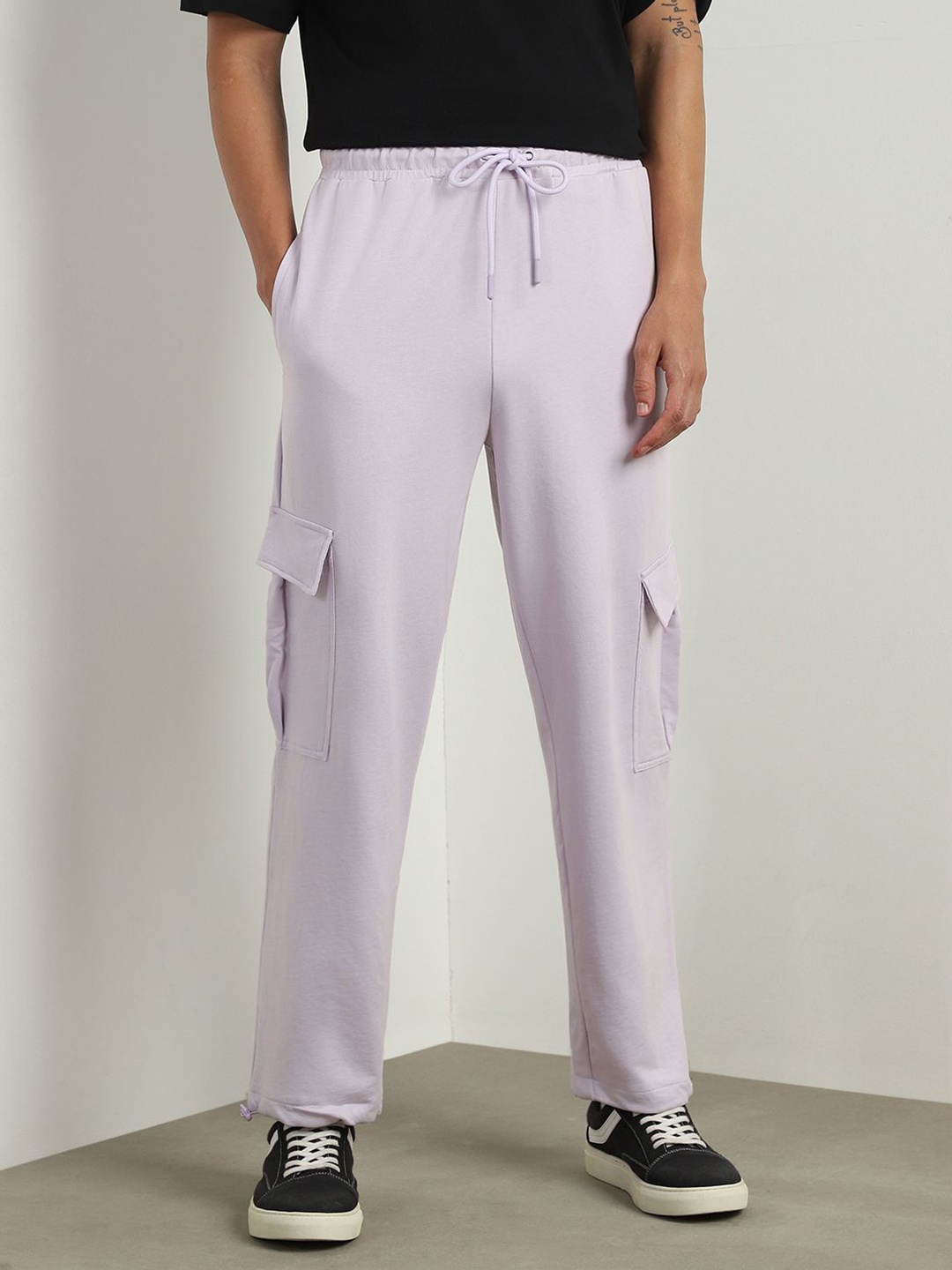 

NOBERO Men Relaxed Fit Mid Rise Track Pants, Lavender