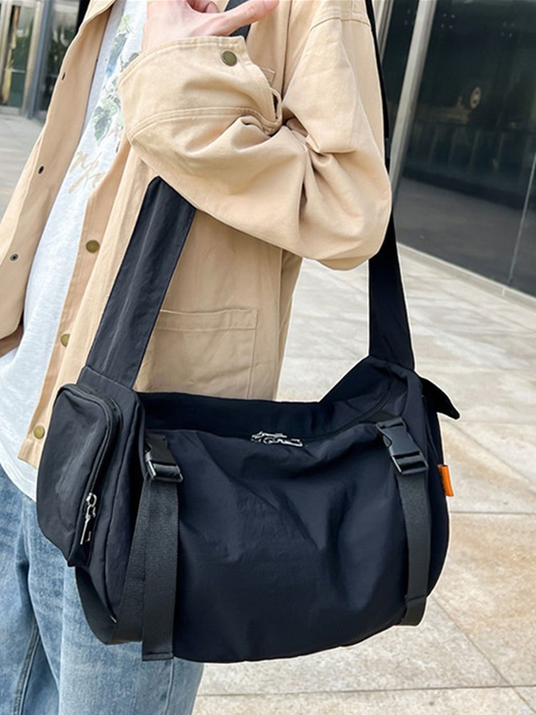 

StyleCast Black Solid Stylish Duffel Bag