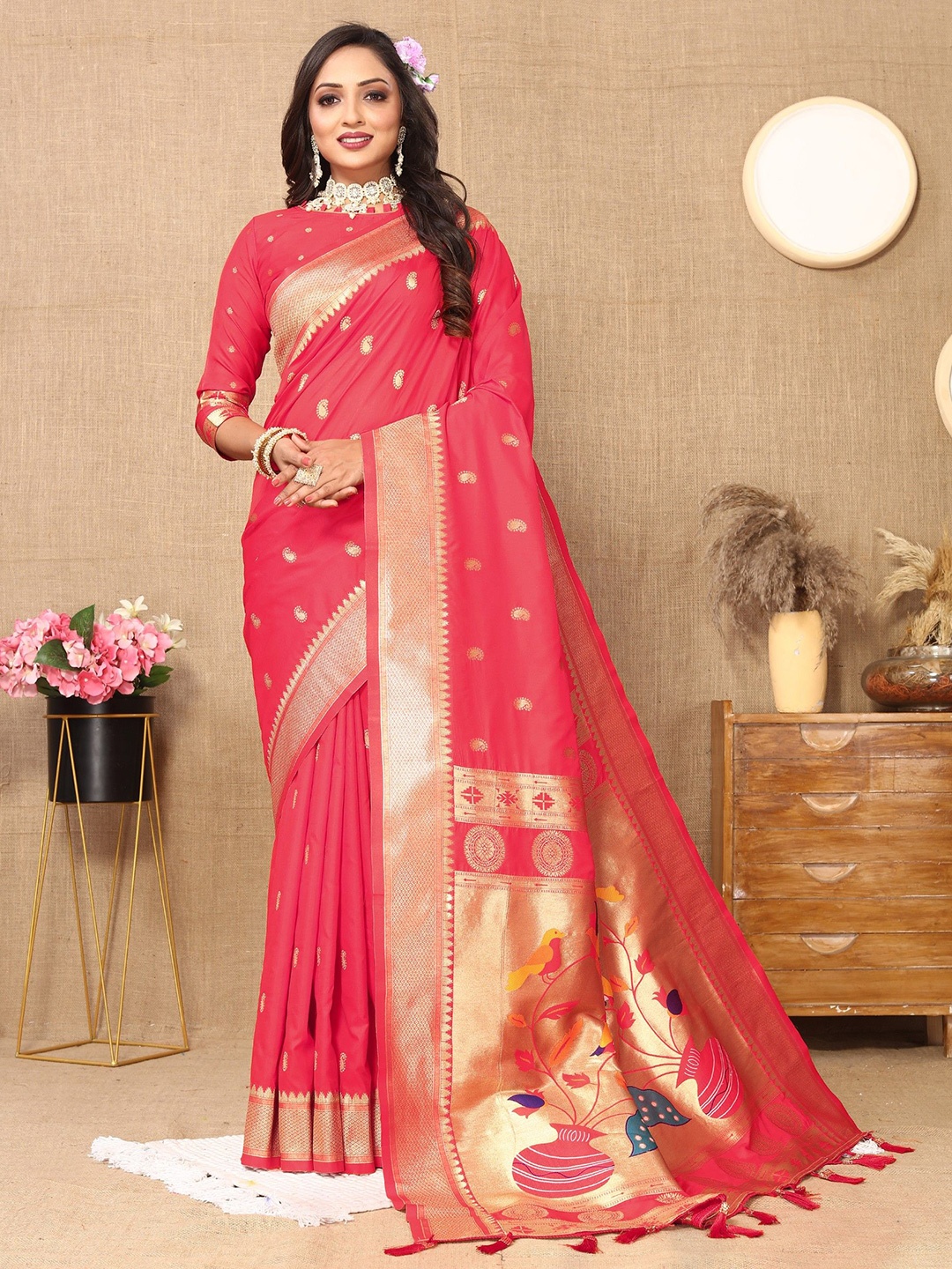 

Anaita Woven Design Zari Silk Blend Paithani Saree, Pink