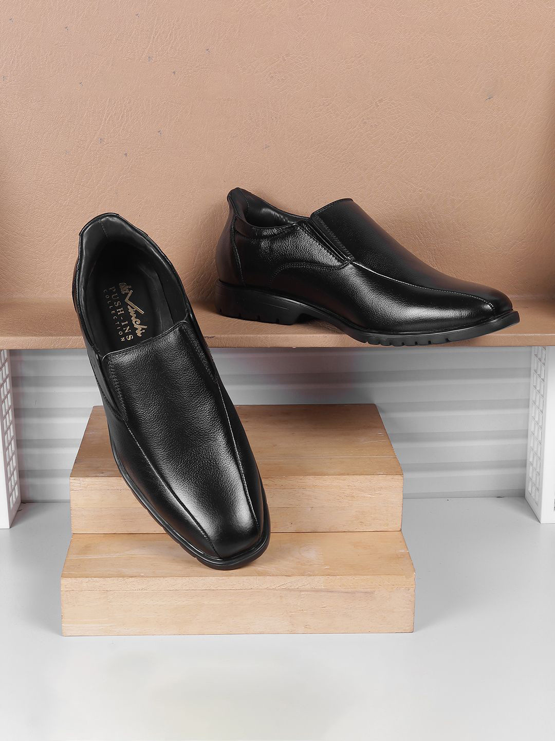 

DAVINCHI Men Leather Formal Loafers, Black