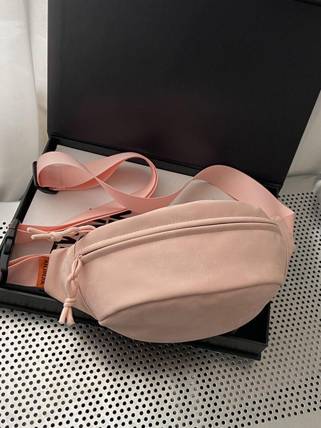 

StyleCast Pink Solid Stylish Crossbody Bag