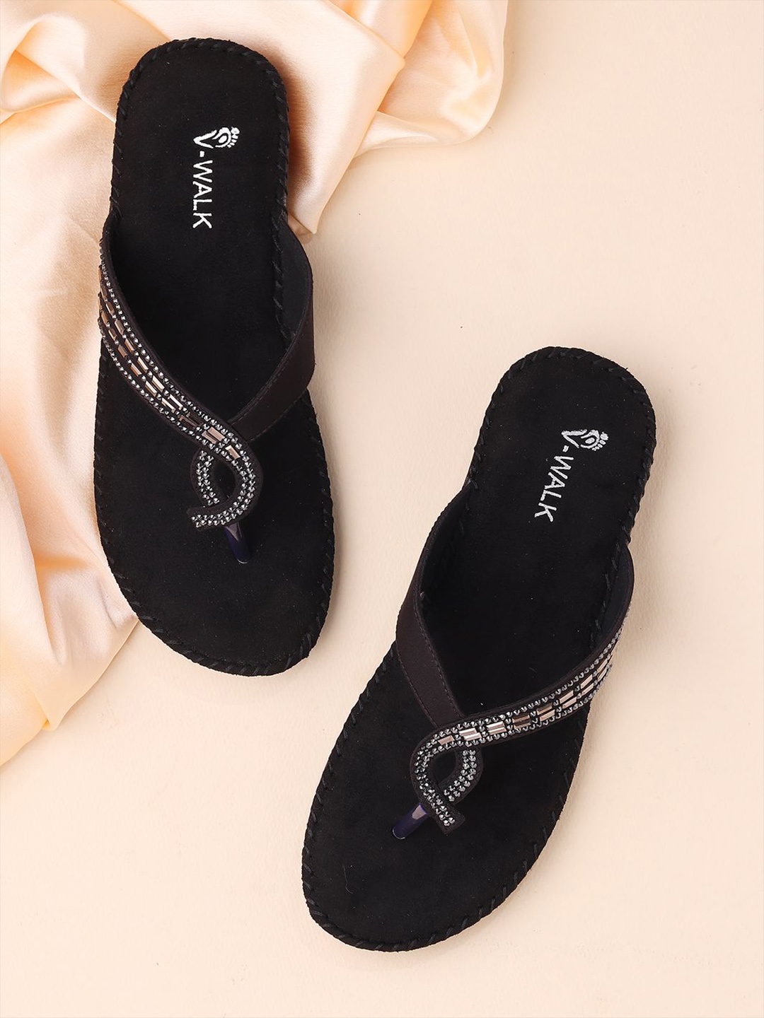 

V-WALK Women Embellished T-Strap Flats, Black