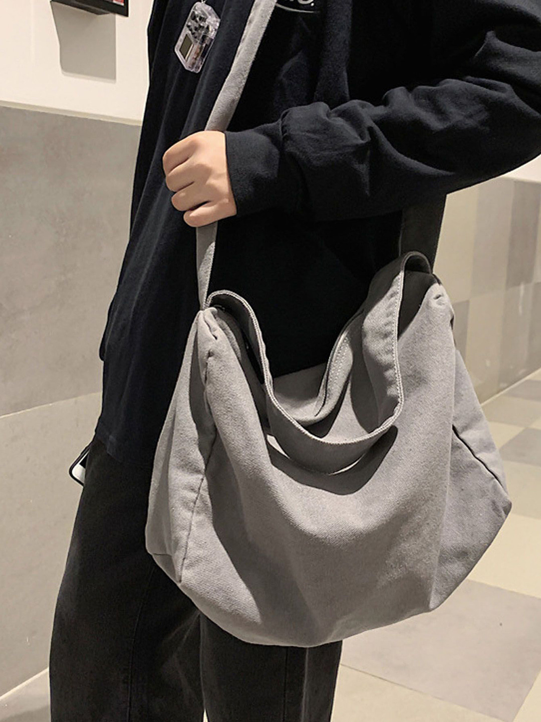 

StyleCast Grey Solid Structured Shoulder Bag