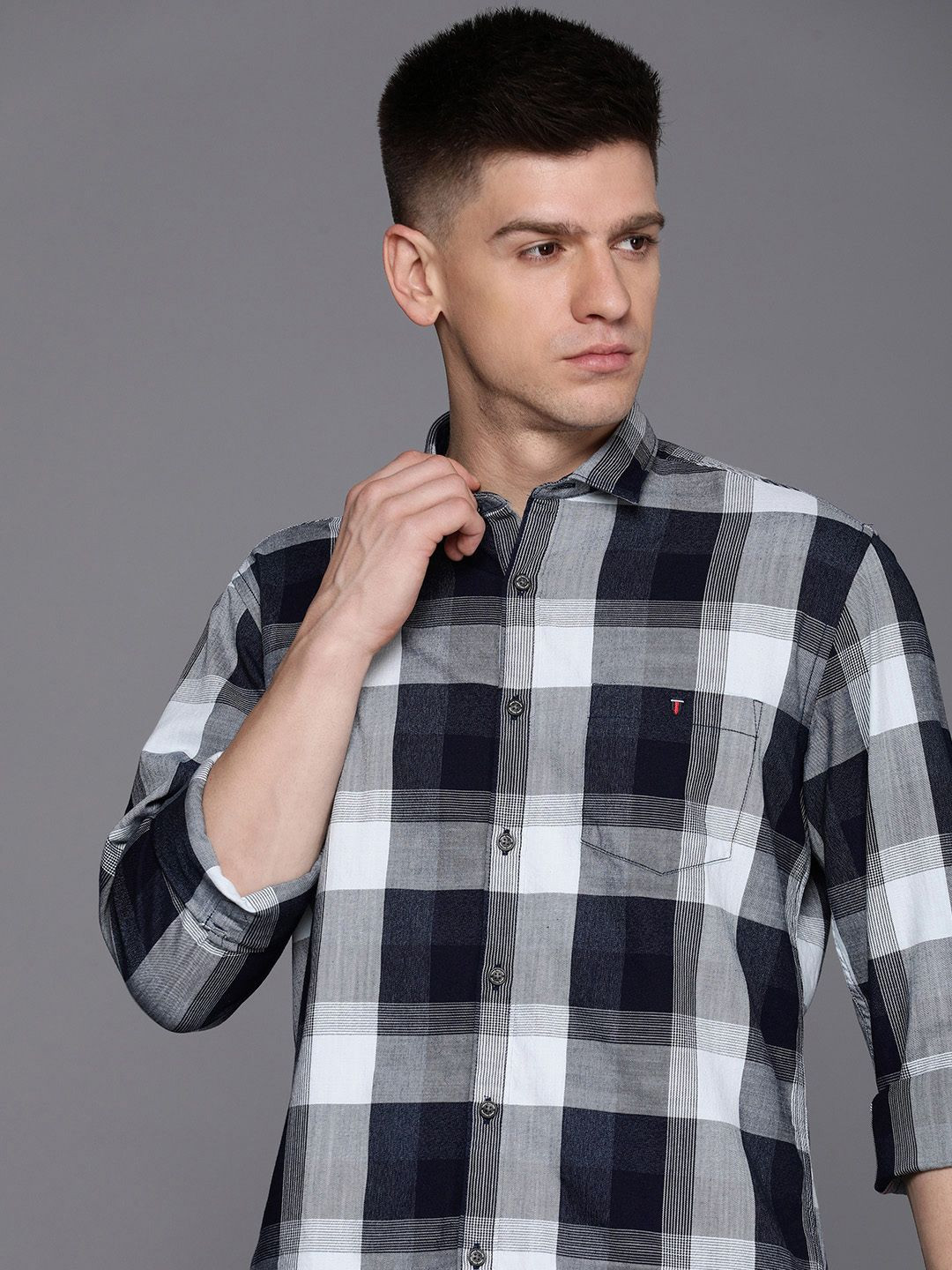

Louis Philippe Jeans Men Slim Fit Tartan Checks Pure Cotton Casual Shirt, Black