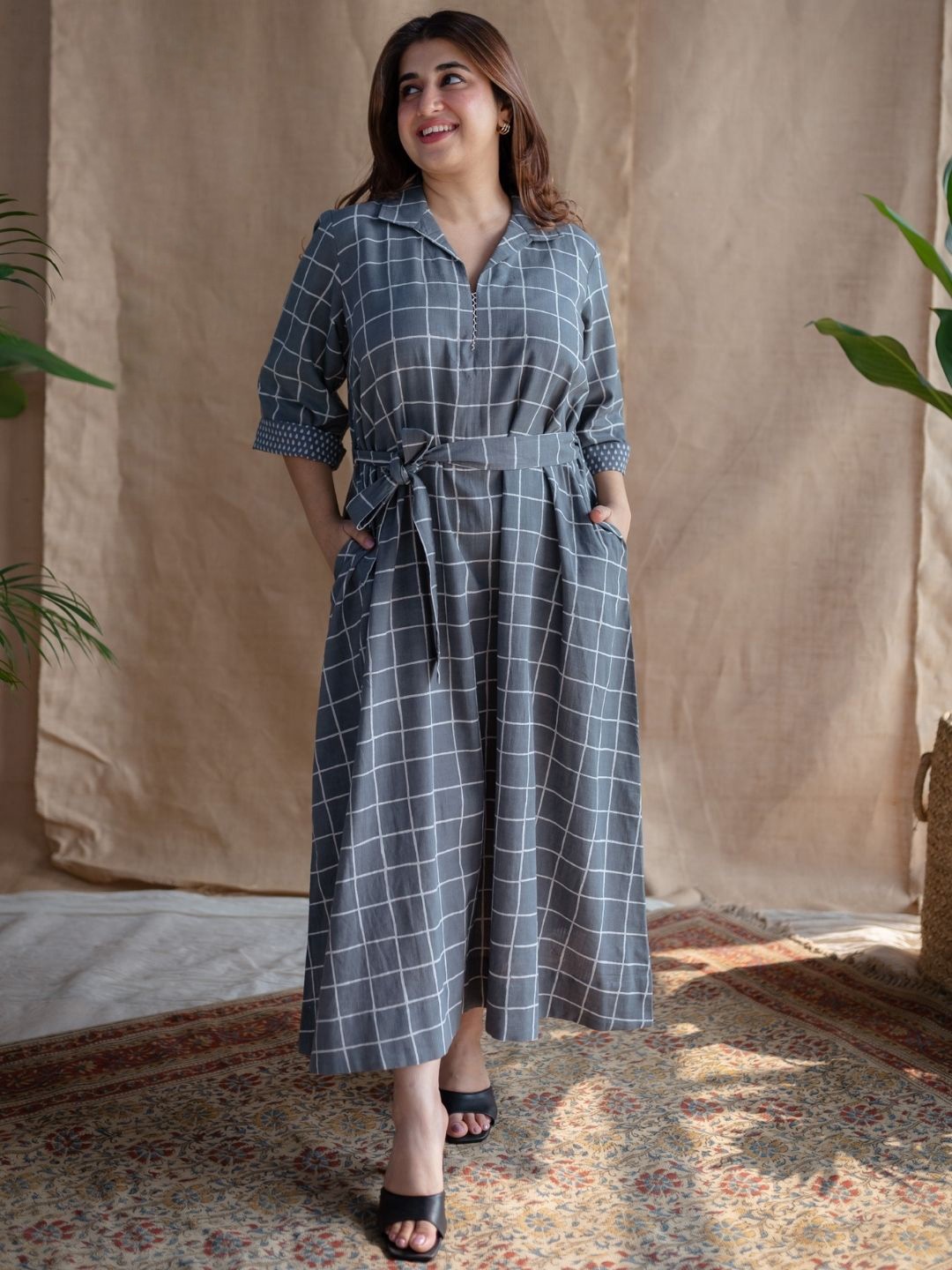 

THE INDIAN ETHNIC CO Print A-Line Midi Dress, Grey