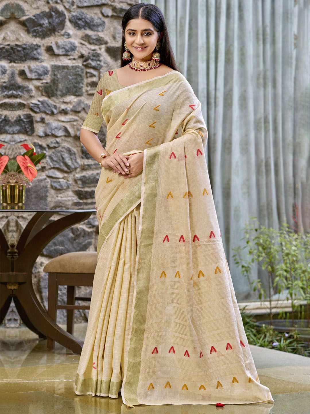 

SANGAM PRINTS Woven Design Designer Tussar Saree, Beige