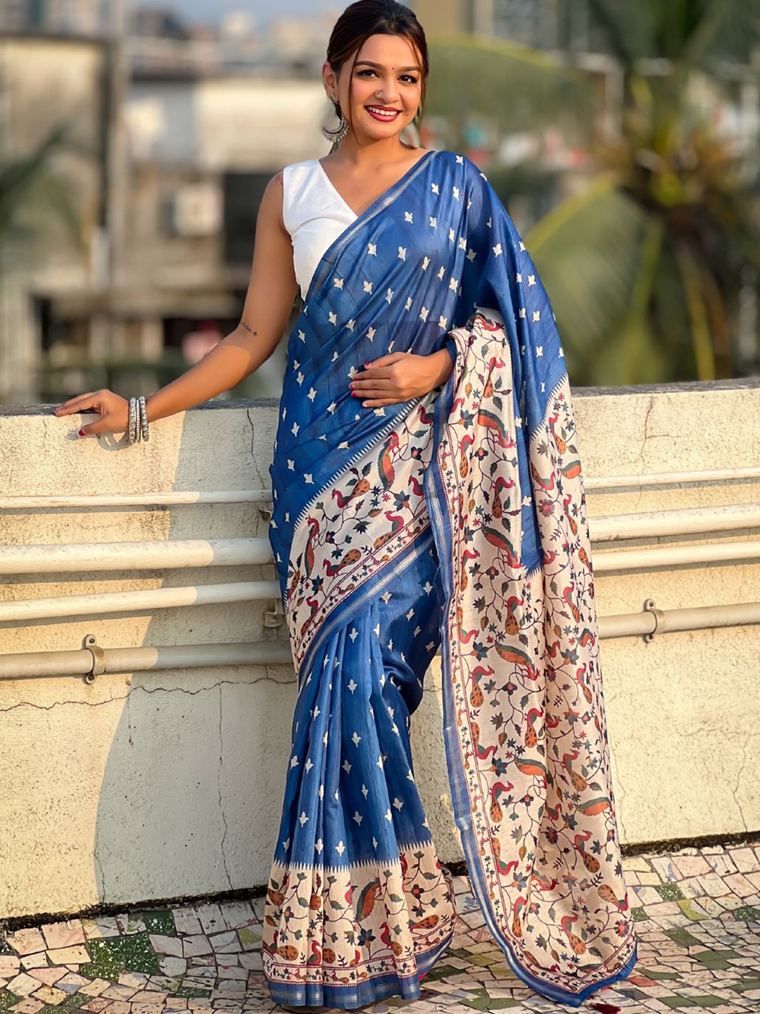 

Mitera Floral Silk Blend Designer Saree, Navy blue