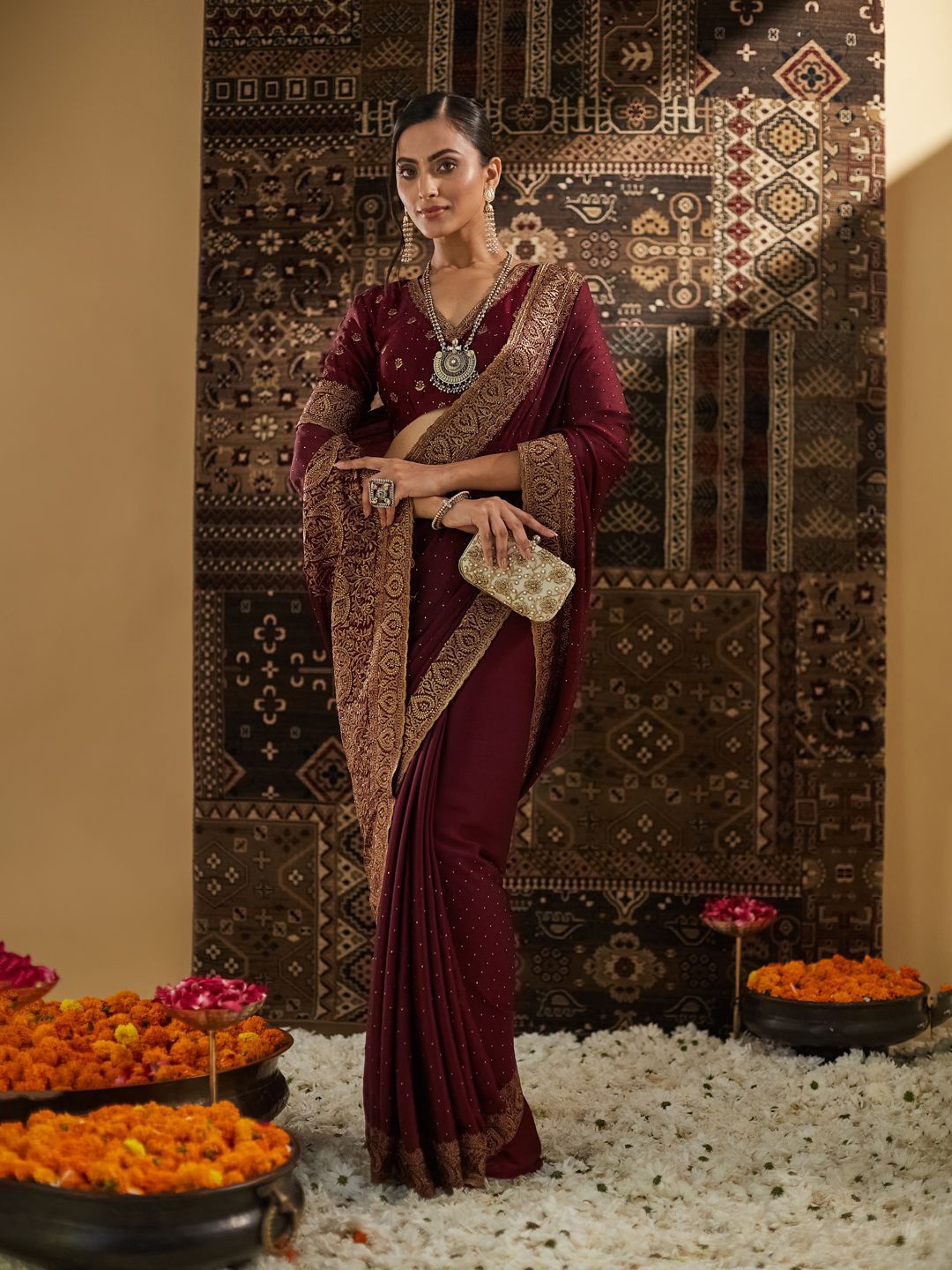 

kasee Ethnic Motifs Zari Pure Silk Saree, Magenta