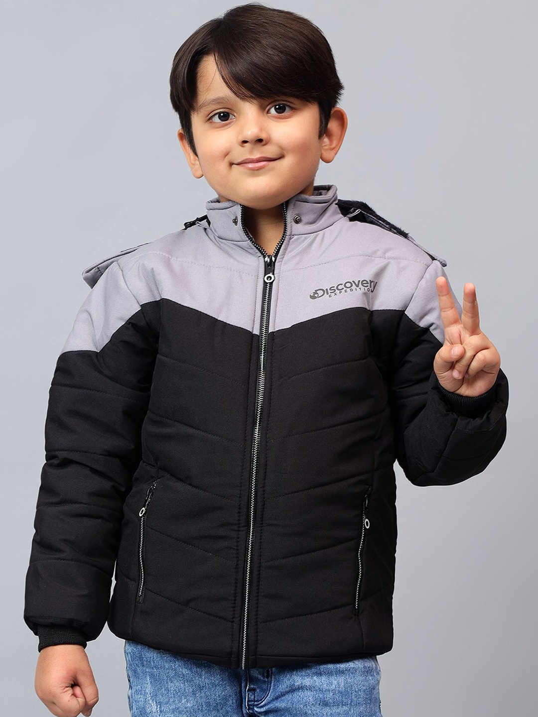 

BAESD Boys Colourblocked Puffer Jacket with Patchwork, Black