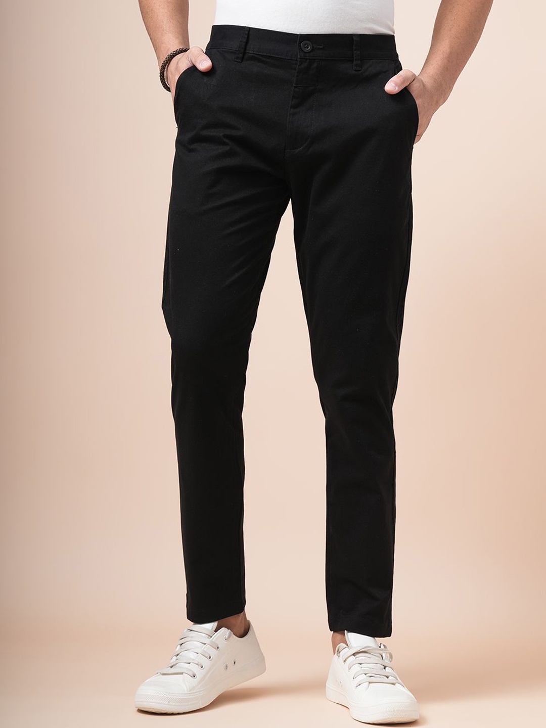 

British Club Men Smart Slim Fit Low-Rise Chinos Trousers, Black