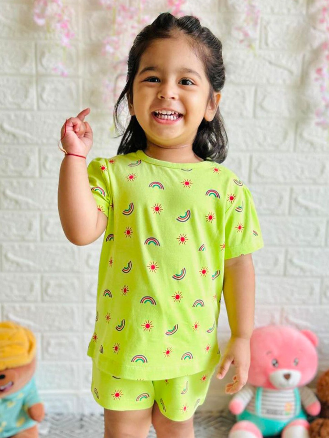 

YK Infant Girls Printed Pure Cotton T-shirt With Shorts Clothing Set, Green