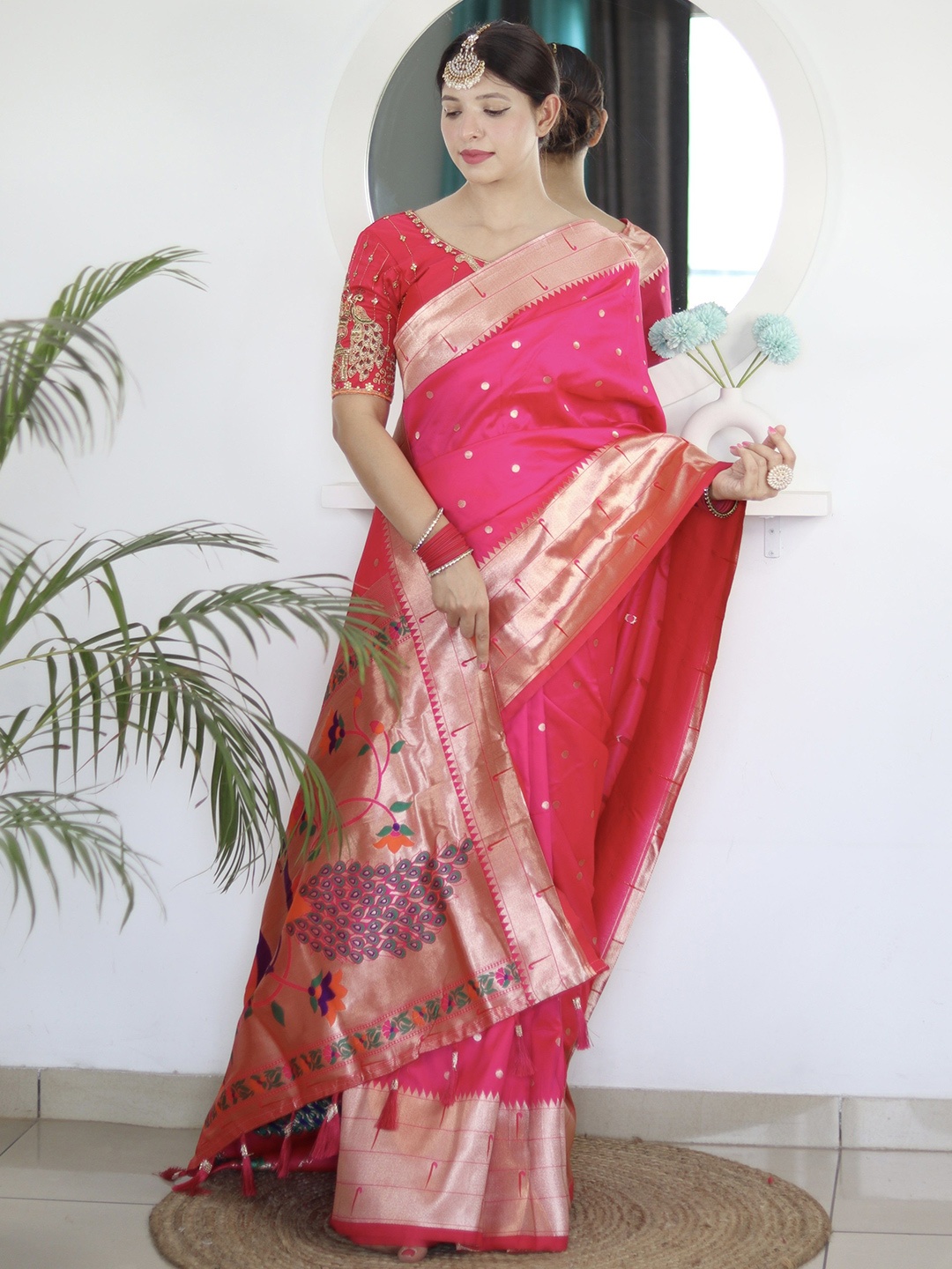 

Anaita Woven Design Zari Silk Blend Paithani Saree, Pink